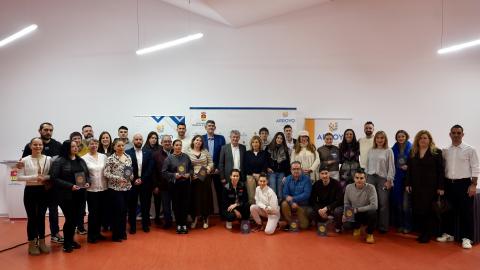 Arroyo distingue a 33 empresas por su trayectoria y compromiso