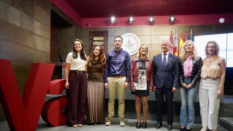 Rueda de prensa de presentación de nueva Cátedra de Cuidados