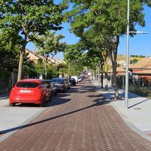 La calle Pesqueras luce ya su nueva imagen.