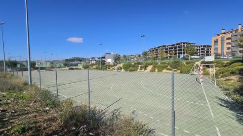 Arranca la obra de renovación de la pista polideportiva de la calle Juan de la Cierva