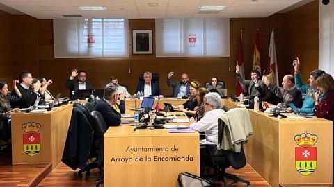 Pleno del Ayuntamiento de Arroyo de la Encomienda.