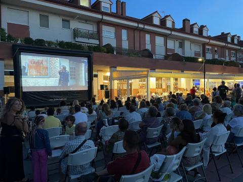 Cine al aire libre